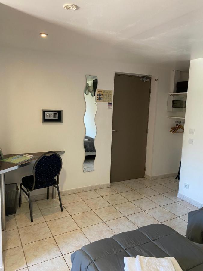 Logis Hotel La Chaumiere Marseillan  Exteriör bild