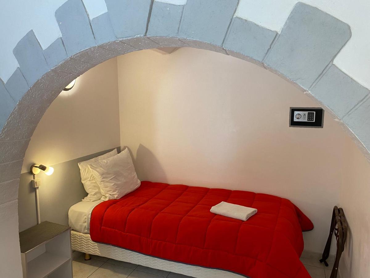 Logis Hotel La Chaumiere Marseillan  Exteriör bild