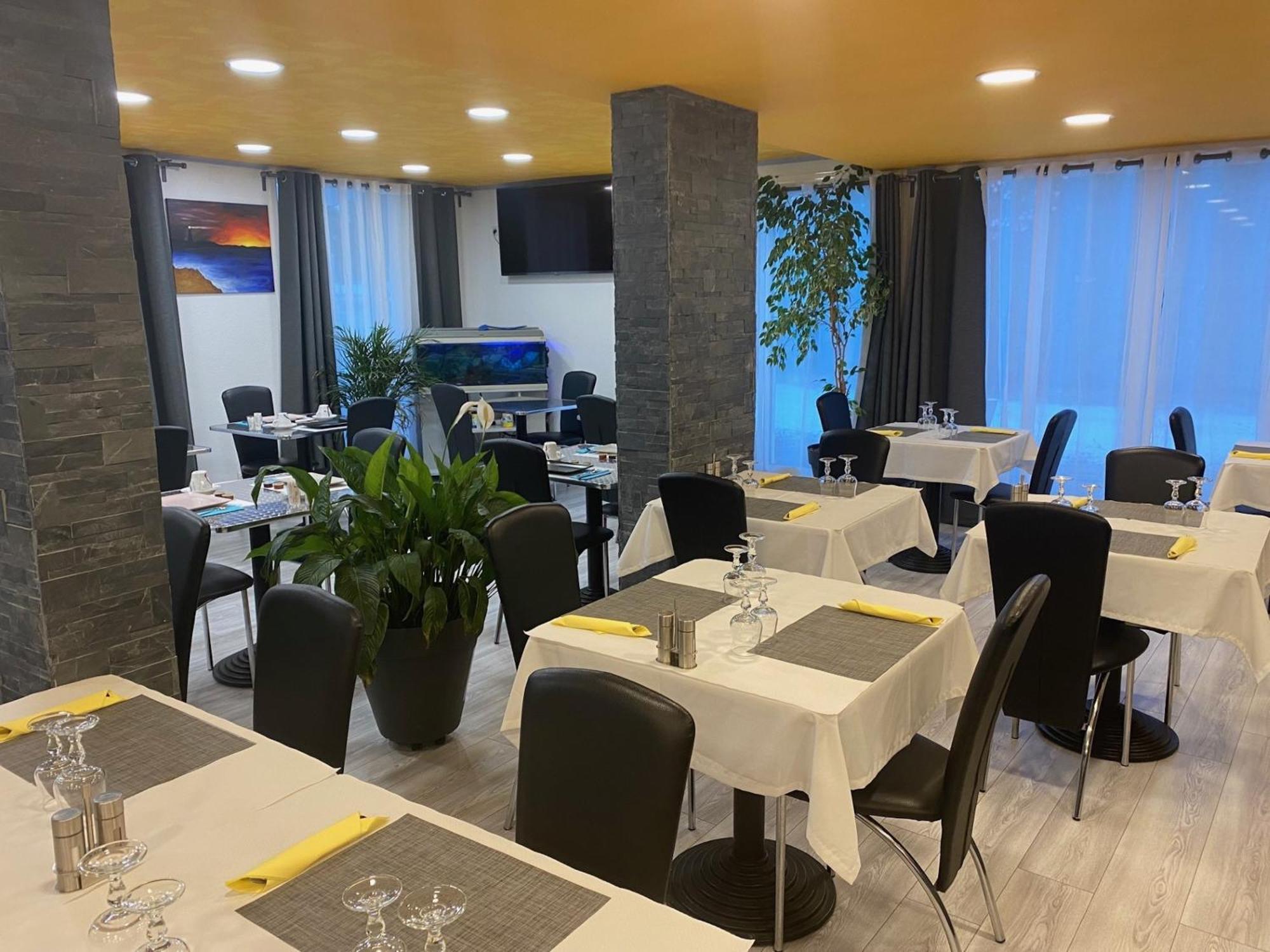 Logis Hotel La Chaumiere Marseillan  Exteriör bild
