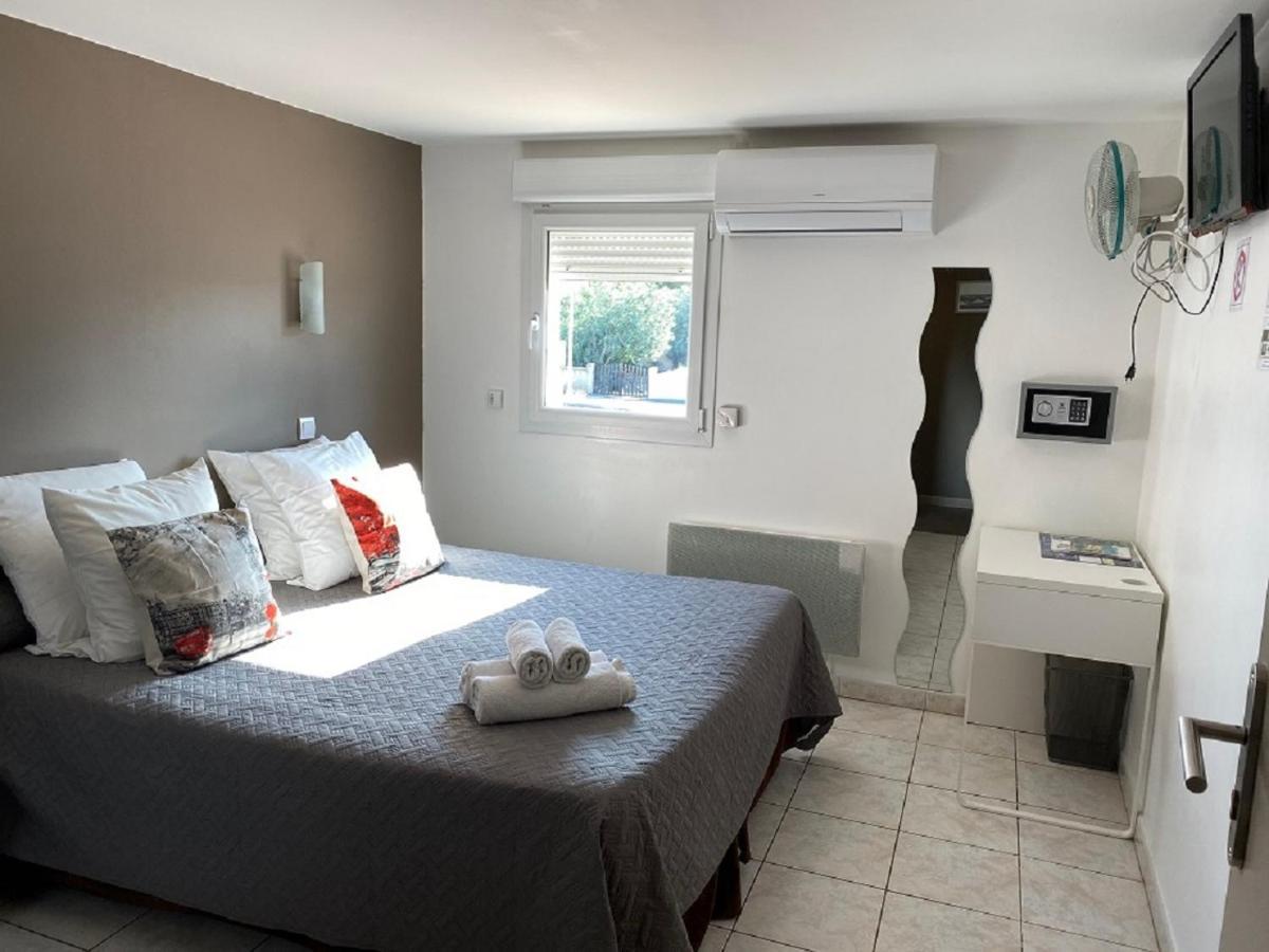 Logis Hotel La Chaumiere Marseillan  Exteriör bild